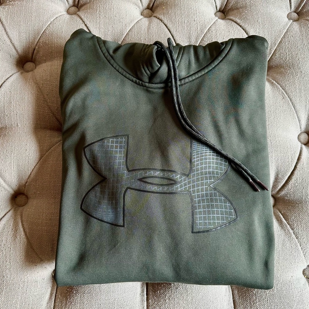 Under Armour Olive Sweatshirt